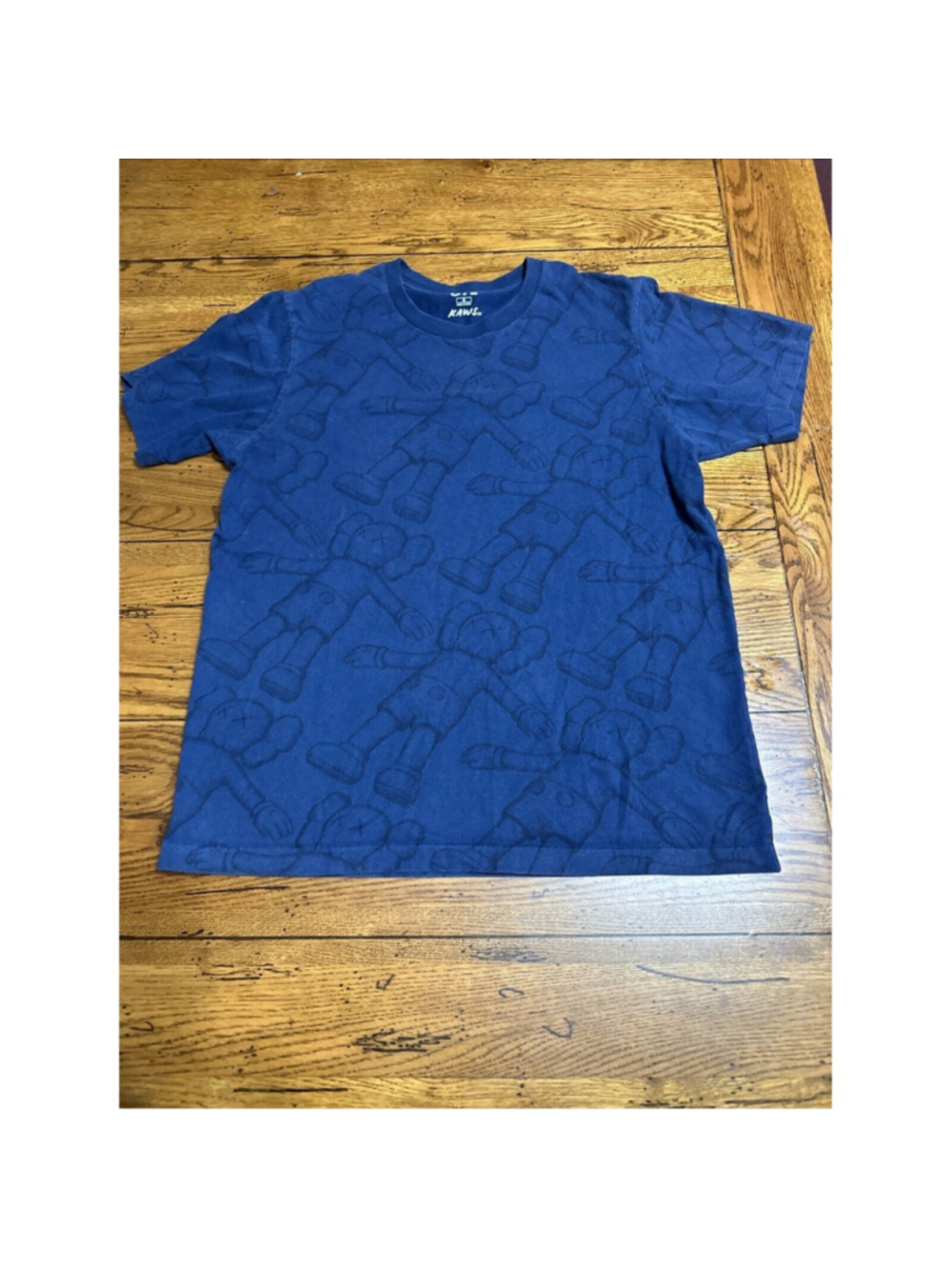 KAWS x UNIQLO UT Summer Collaboration T-shirt 2019 Unisex Japan Big size Med N7